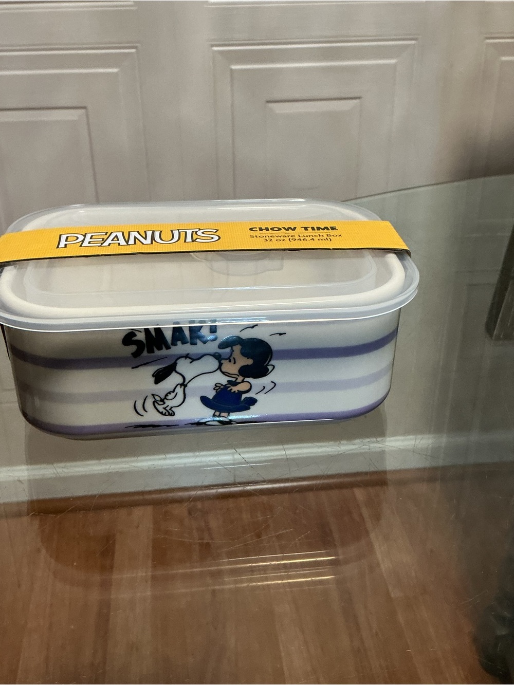 Peanuts Chow Time Stoneware Lunch Box 32oz Snoopy Charlie Brown Lucy Linus NEW - Picture 3 of 5